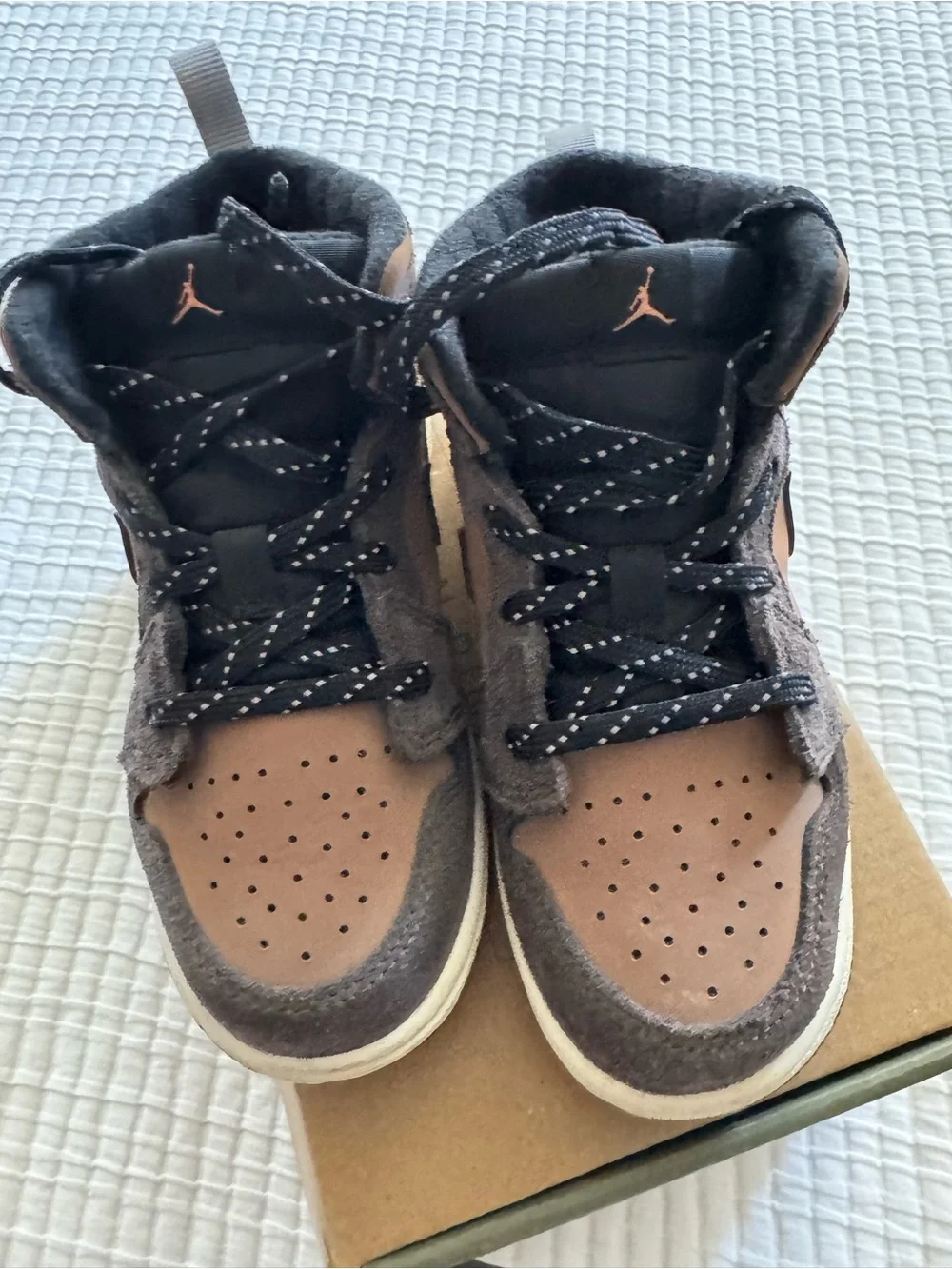 Nike Kids High-Top Sneakers in Brown and Black